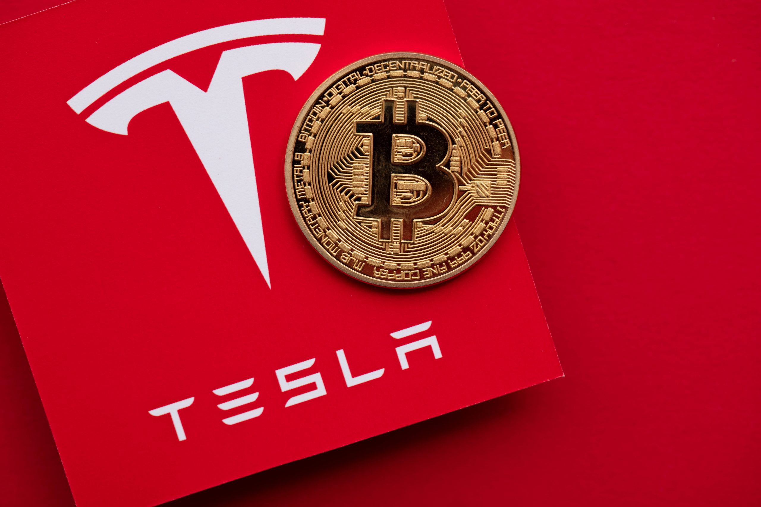 Tesla verlor über 500.000.000 $ durch Bitcoin-Investitionen Tesla verlor über 500.000.000 $ durch Bitcoin-Investitionen