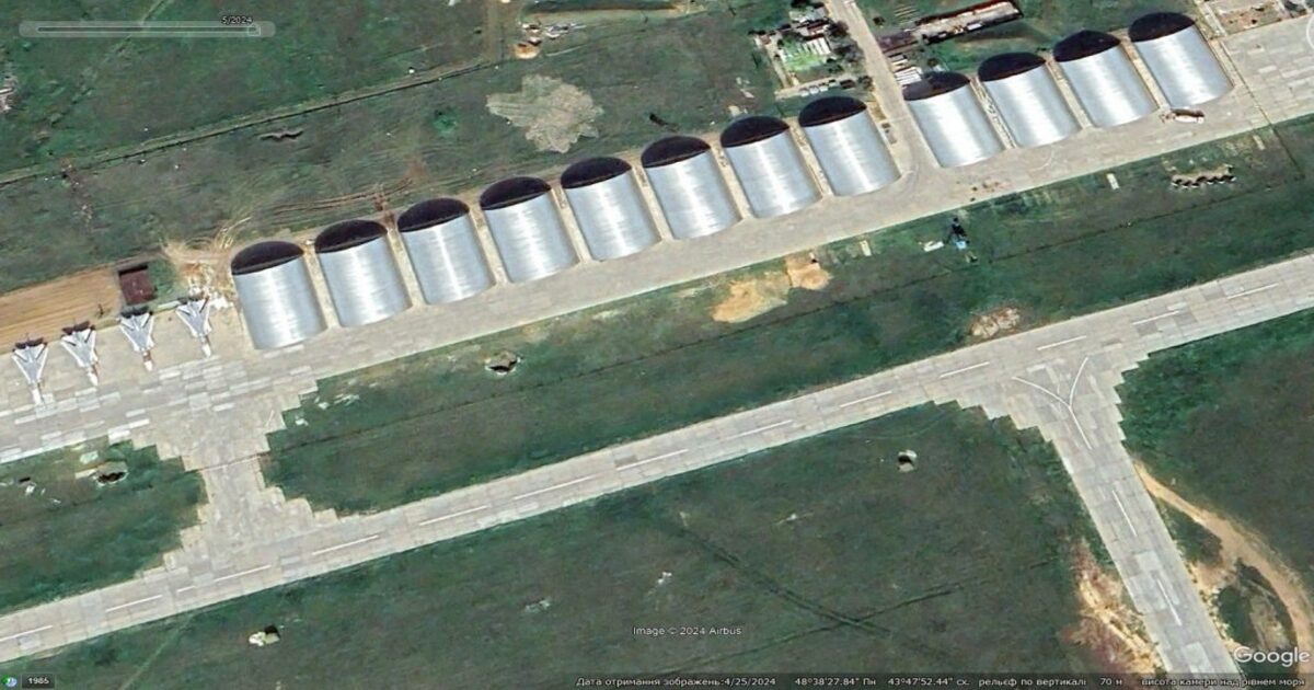 Russland hat in aller Eile mit dem Bau von Hangars begonnen, um seine Flugzeuge vor ukrainischen Drohnen und Raketen zu schützen
