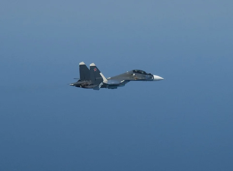 Deutsche Eurofighter und schwedische Gripens fangen erneut russische Kampfflugzeuge bei Lettland ab Deutsche Eurofighter und schwedische Gripens fangen erneut russische Kampfflugzeuge bei Lettland ab