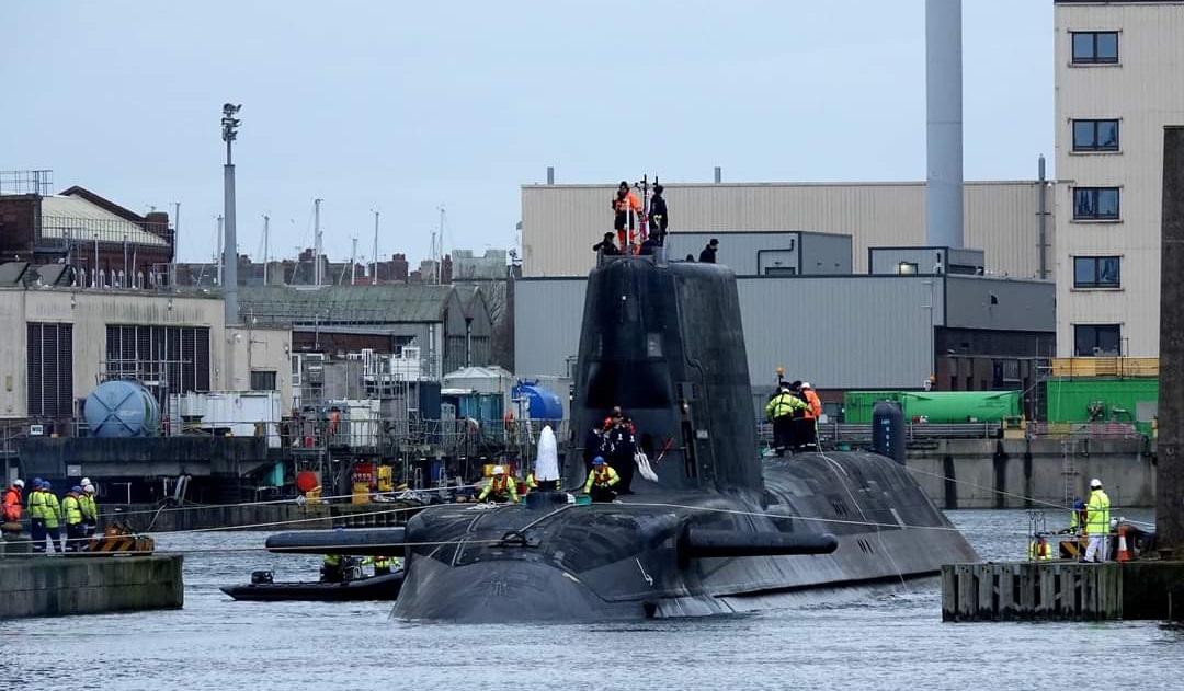 Das Vereinigte Königreich steht kurz vor der Indienststellung des 1,6 Milliarden Dollar teuren Atom-U-Boots HMS Anson mit Tomahawk-Marschflugkörpern Das Vereinigte Königreich steht kurz vor der Indienststellung des 1,6 Milliarden Dollar teuren Atom-U-Boots HMS Anson mit Tomahawk-Marschflugkörpern