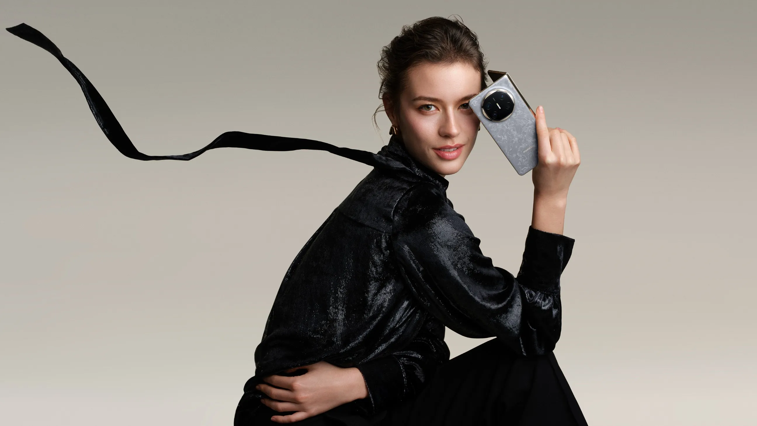 Flexible Revolution: ein Blick auf das neue Huawei Mate X6