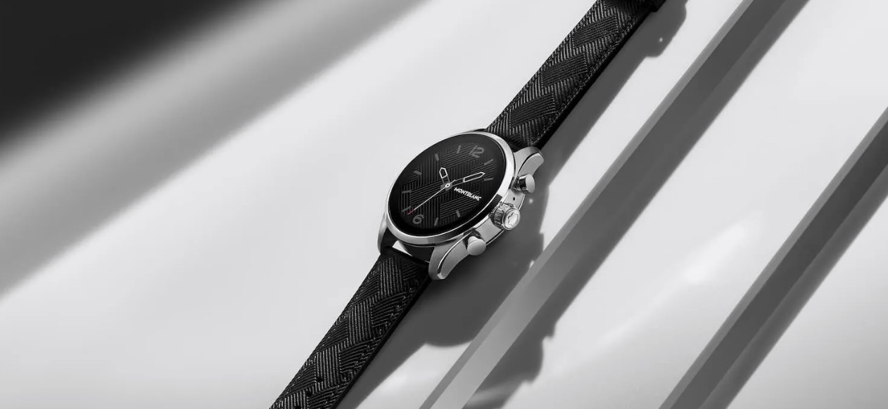 Die neue Smartwatch Montblanc Summit 3 mit Wear OS 3.0 funktioniert mit iOS Die neue Smartwatch Montblanc Summit 3 mit Wear OS 3.0 funktioniert mit iOS