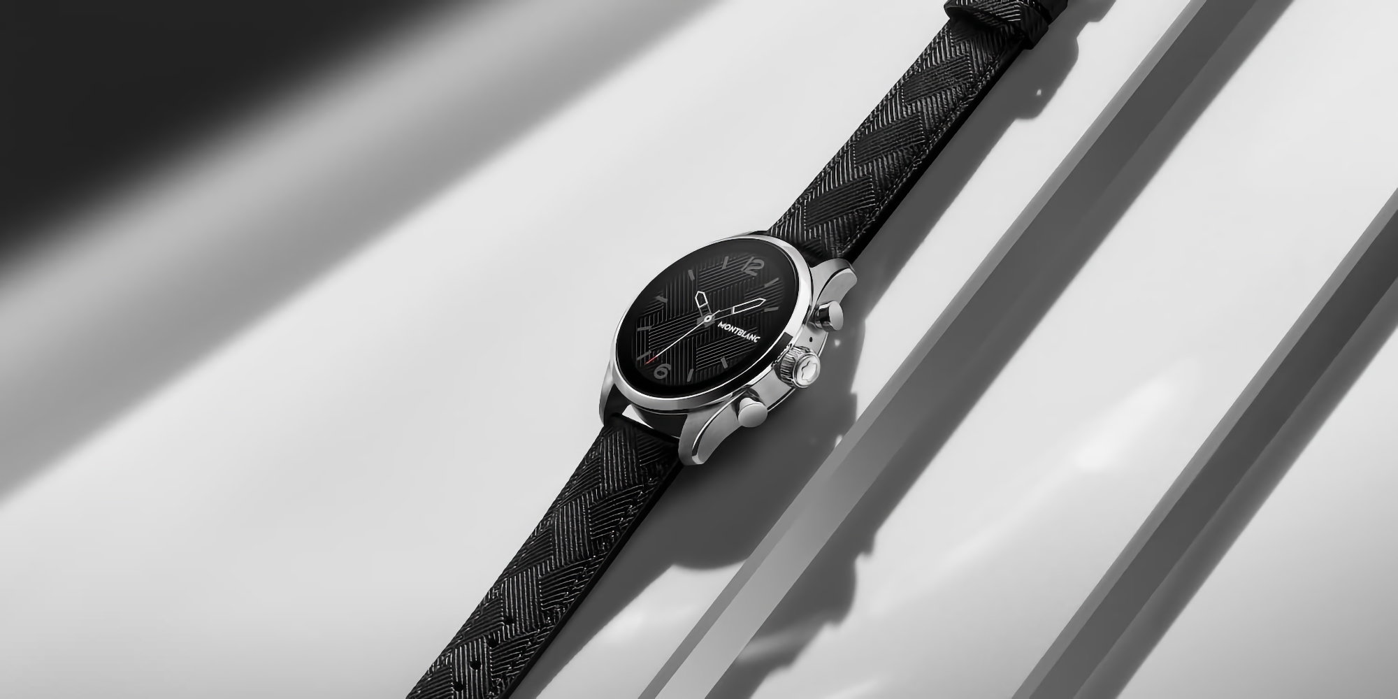 Montblanc enthüllt Summit 3: Wear OS 3.0 Smartwatch für 1250 Euro Montblanc enthüllt Summit 3: Wear OS 3.0 Smartwatch für 1250 Euro
