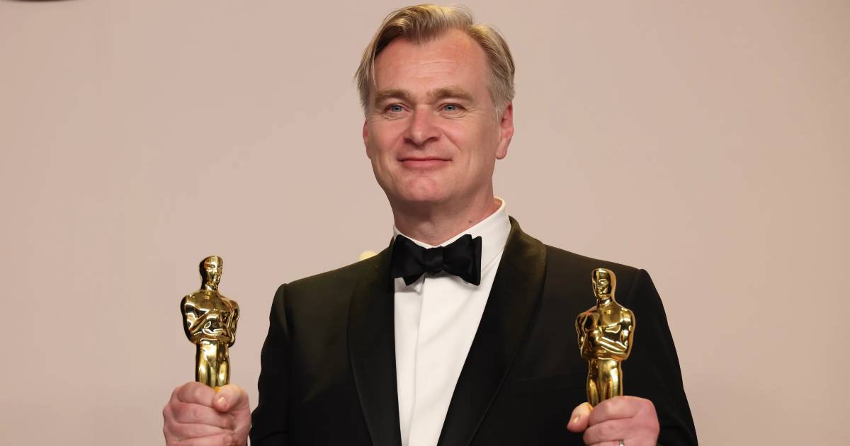 Wie Christopher Nolan das Kino zur Kunst macht: eine Analyse der Techniken Christopher Nolan: der Architekt der großen Kinoereignisse
