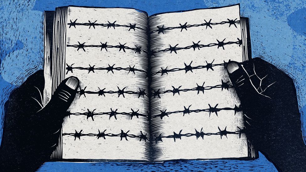 Ein Schulbezirk in den Vereinigten Staaten verwendet ChatGPT, um zu entscheiden, welche Bücher verboten werden sollen Ein Schulbezirk in den Vereinigten Staaten verwendet ChatGPT, um zu entscheiden, welche Bücher verboten werden sollen