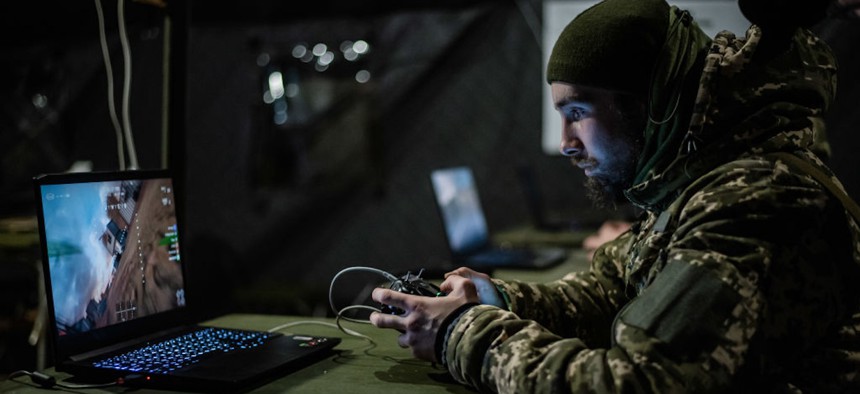 US-Militär sagt, dass die USA bei der elektronischen Kriegsführung hinter Russland zurückliegen US-Militär sagt, dass die USA bei der elektronischen Kriegsführung hinter Russland zurückliegen