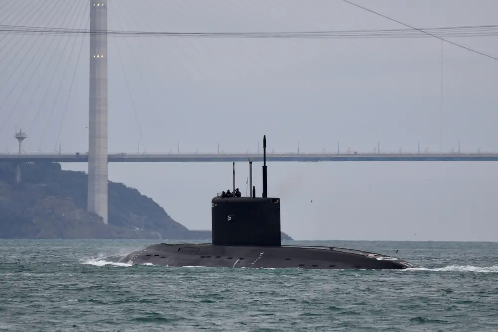 Ukraine hat möglicherweise mit ATACMS-Raketen das russische U-Boot Rostov-on-Don getroffen Ukraine hat möglicherweise mit ATACMS-Raketen das russische U-Boot Rostov-on-Don getroffen