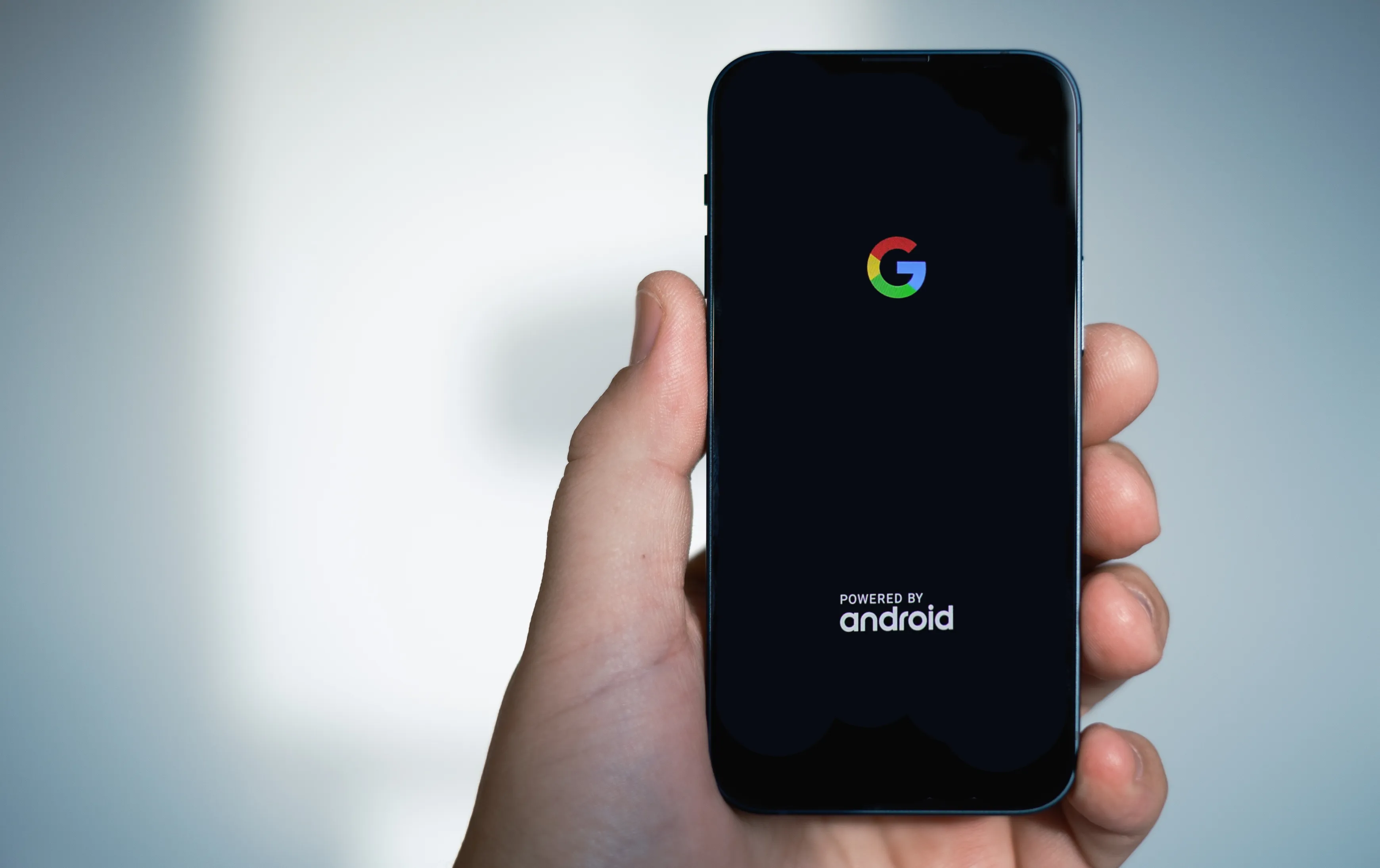 Der Boom der Kompakten - OnePlus 15T und IQOO 15 Mini werden entwickelt, die trotz ihrer Größe keine Kompromisse eingehen werden Der Boom der Kompakten - OnePlus 15T und IQOO 15 Mini werden entwickelt, die trotz ihrer Größe keine Kompromisse eingehen werden