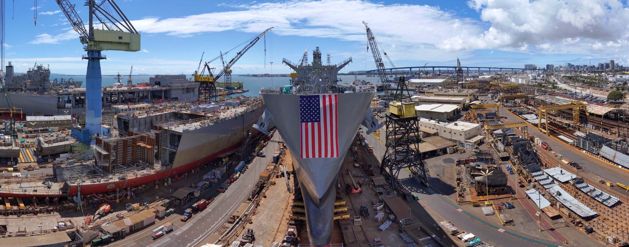 Treffen Sie USNS Sojourner Truth: Die Zukunft der maritimen Innovation USNS Sojourner Truth: Das revolutionäre Schiff, das zu neuen Ufern aufbricht