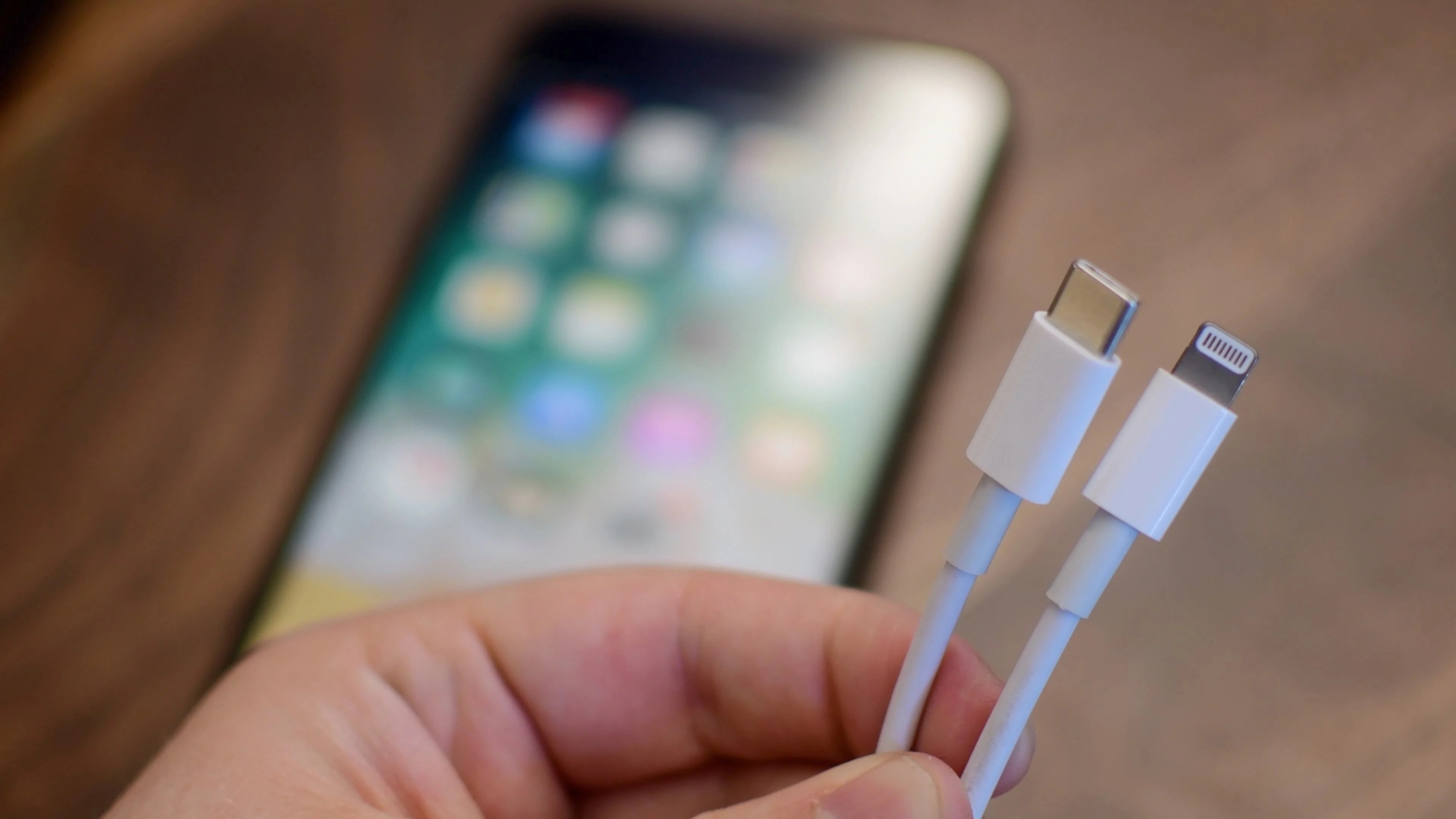 Kuo: Nicht nur das iPhone 15, sondern auch AirPods, MagSafe Battery Pack und weiteres Apple-Zubehör werden auf USB-C umsteigen Kuo: Nicht nur das iPhone 15, sondern auch AirPods, MagSafe Battery Pack und weiteres Apple-Zubehör werden auf USB-C umsteigen