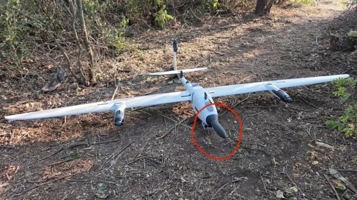 Technologie im Fokus: Vector-Drohne kombiniert AI mit Hochleistungsakustik Meet Vector: Die revolutionäre AI-Drohne mit WASP-Akustiksystem