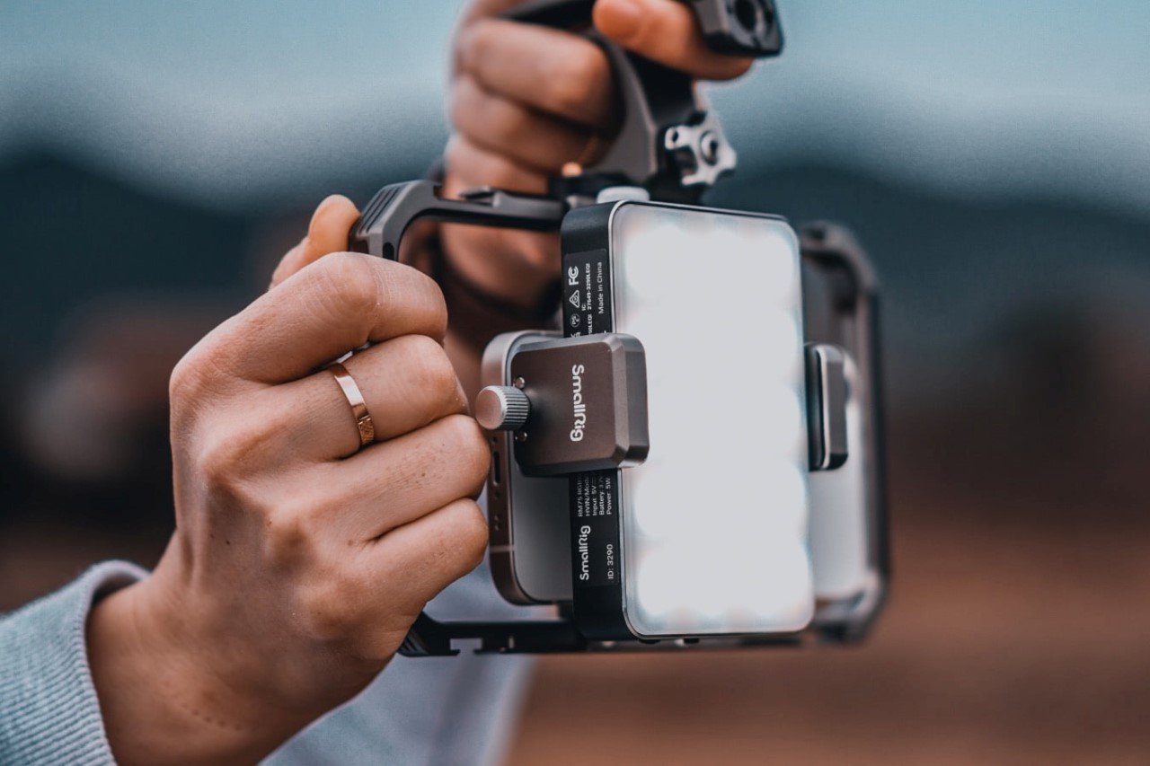 Verwandeln Sie Ihr iPhone mit diesem modularen Telefon-Rig in ein professionelles Filmstudio-3