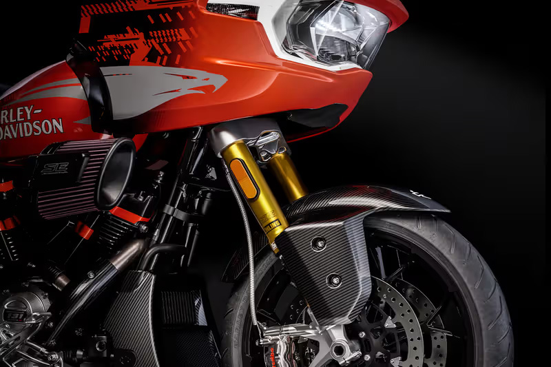 CVO Road Glide RR - vorne CVO Road Glide RR - vorne