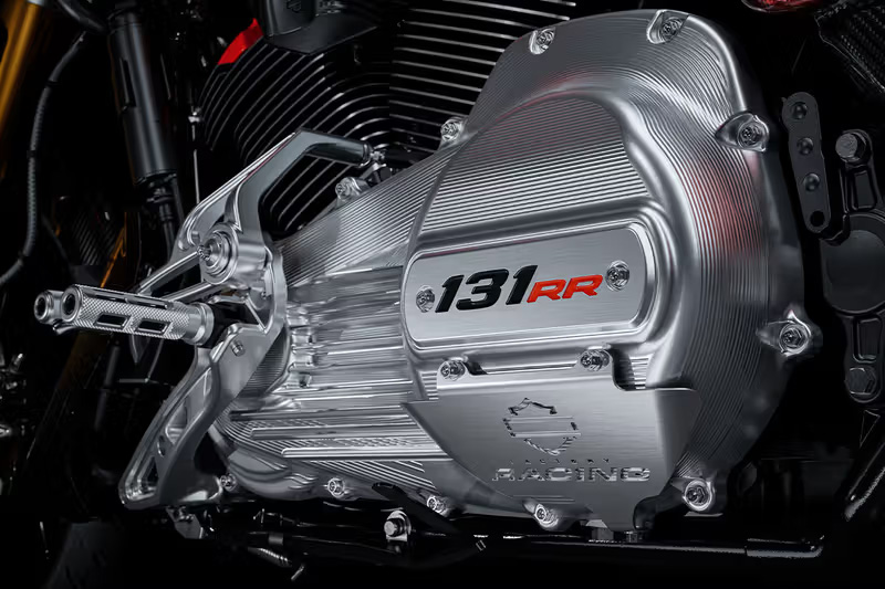 CVO Road Glide RR - in Bewegung. CVO Road Glide RR - in Bewegung.