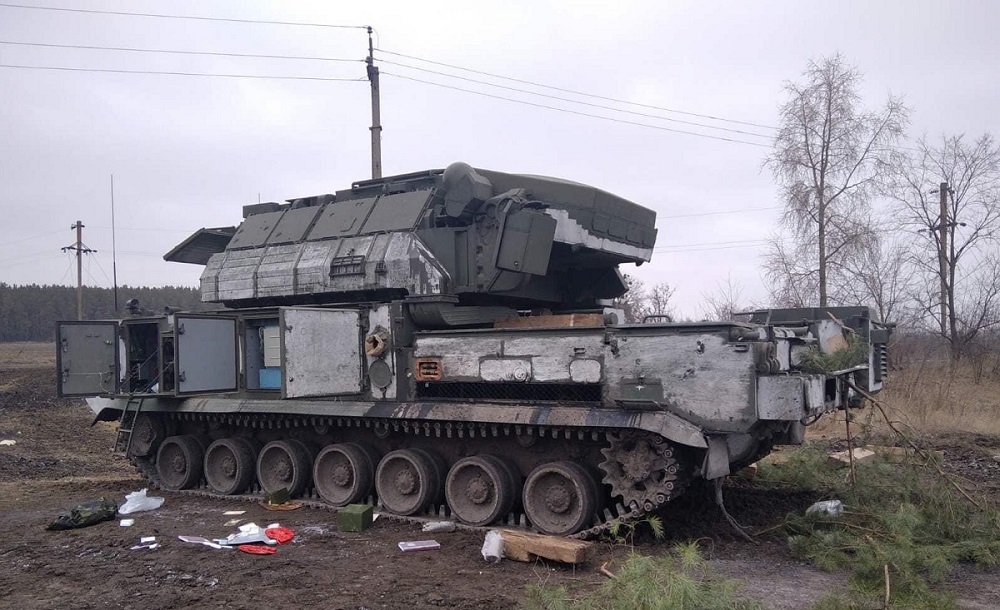 Aufgrund der schweren Verluste von Tor-M2-Raketen in der Ukraine hat Russland eine neue Serie modernisierter Boden-Luft-Raketensysteme mit kurzer Reichweite bestellt Aufgrund der schweren Verluste von Tor-M2-Raketen in der Ukraine hat Russland eine neue Serie modernisierter Boden-Luft-Raketensysteme mit kurzer Reichweite bestellt