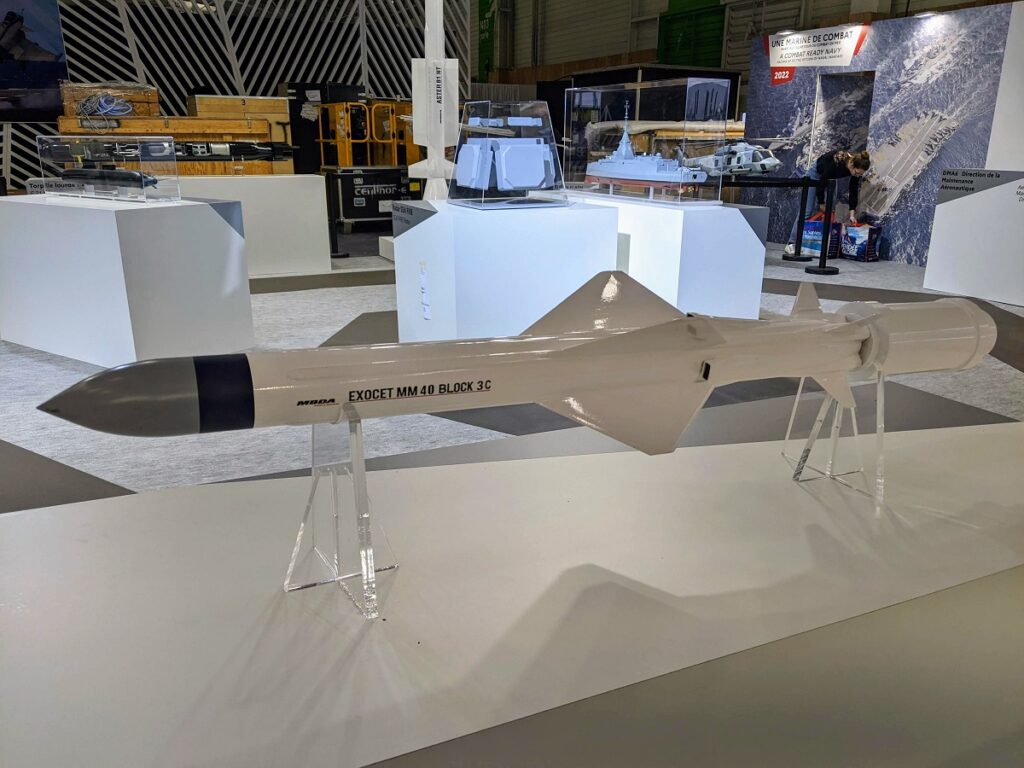 MBDA beginnt mit der Lieferung von Exocet MM40-Schiffsabwehrraketen an die französische Marine MBDA beginnt mit der Lieferung von Exocet MM40-Schiffsabwehrraketen an die französische Marine