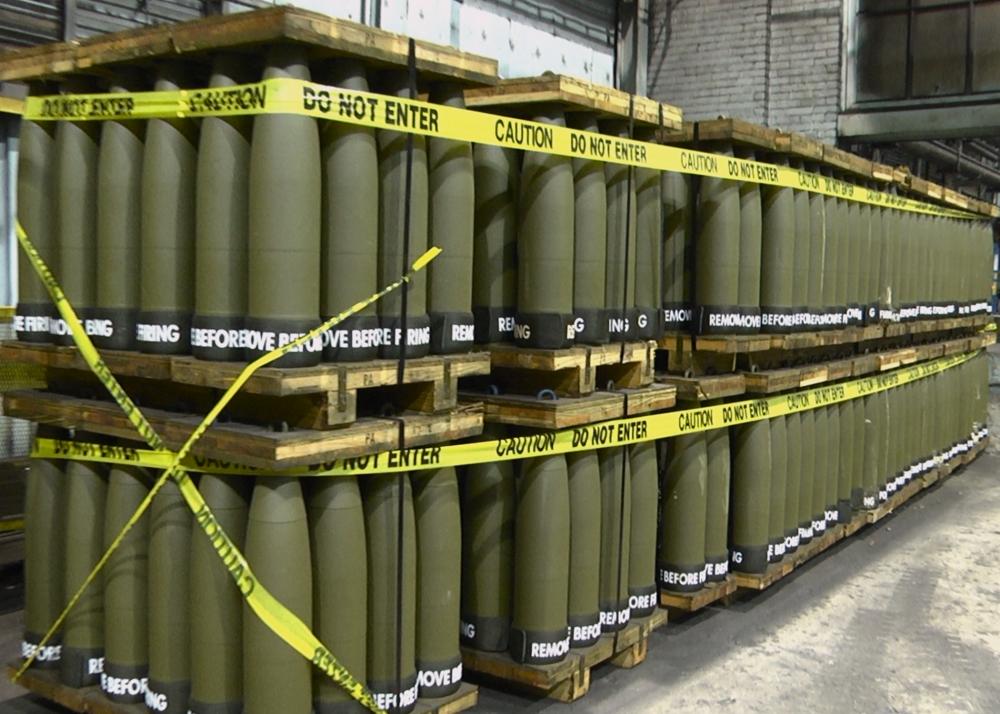 155-mm-Granaten der US-Artillerie 155-mm-Granaten der US-Artillerie