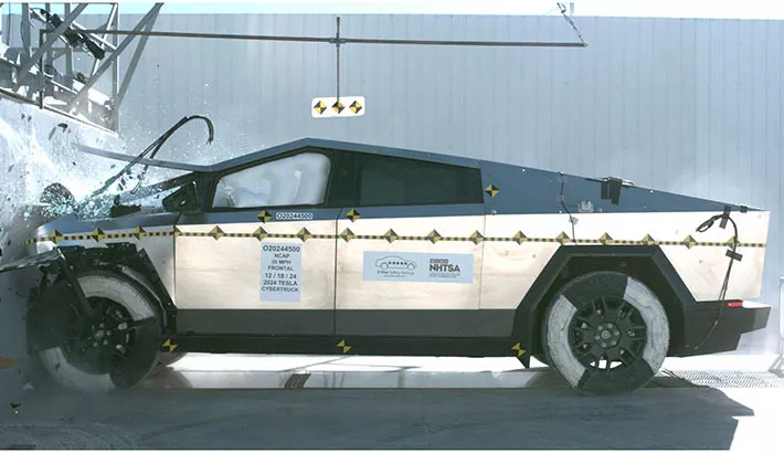 Tesla Cybertruck im Test Tesla Cybertruck im Test