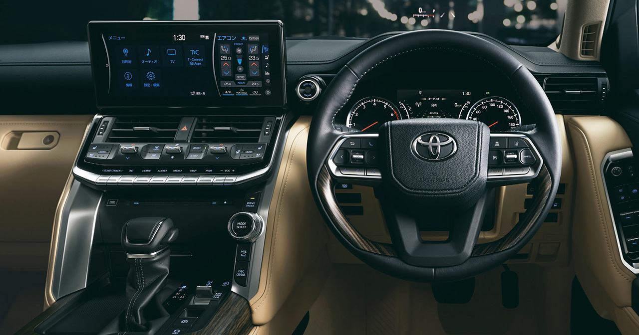 Aktuelle Version des Innenraums des Toyota Land Cruiser 300