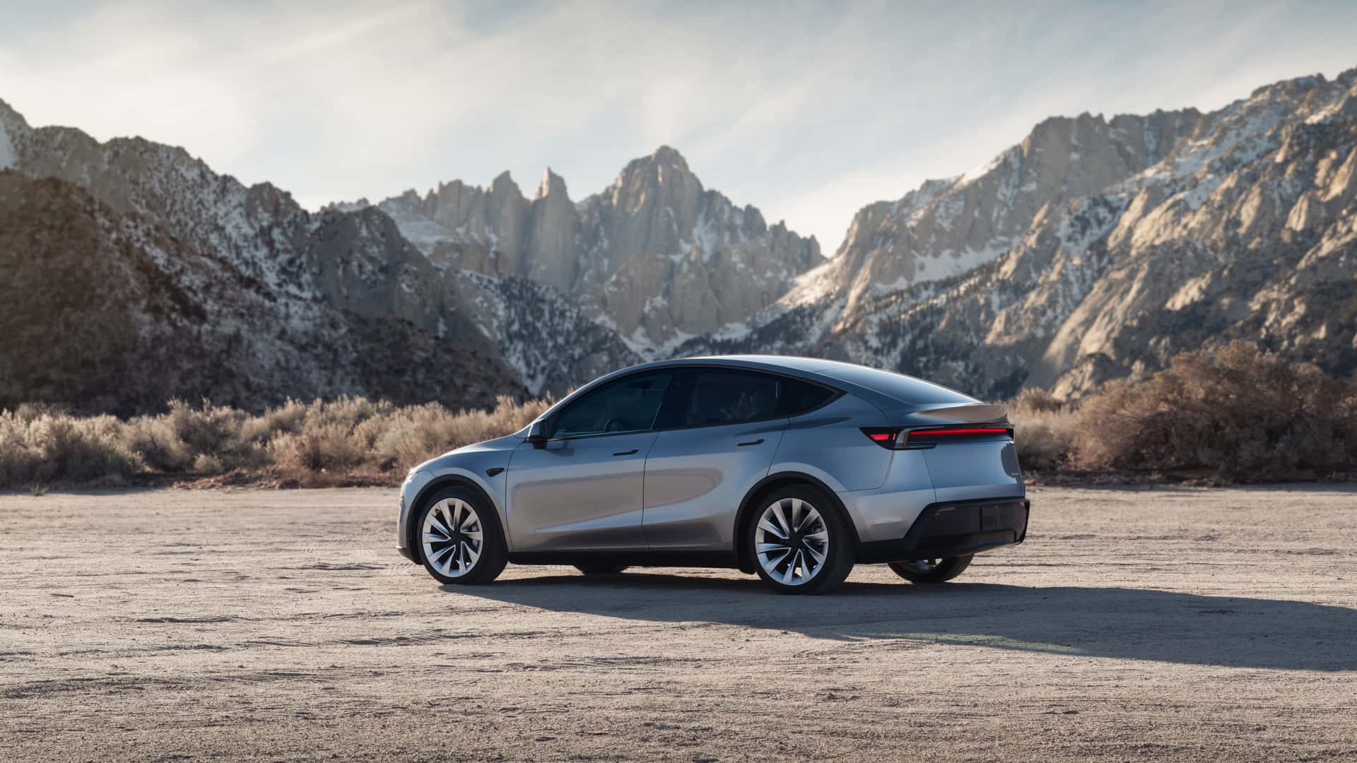 Der aktualisierte Tesla Model Y Juniper Crossover - Ansicht 2 Der aktualisierte Tesla Model Y Juniper Crossover - Ansicht 2