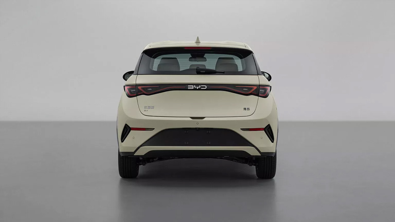 Aktualisierter BYD Dolphin 2026: Seitenansicht Aktualisierter BYD Dolphin 2026: Seitenansicht