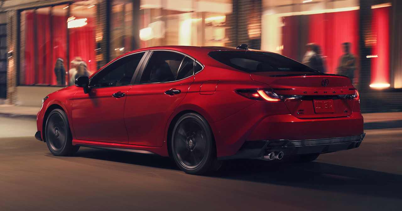 2026 Toyota Camry Nightshade Edition - Rückansicht