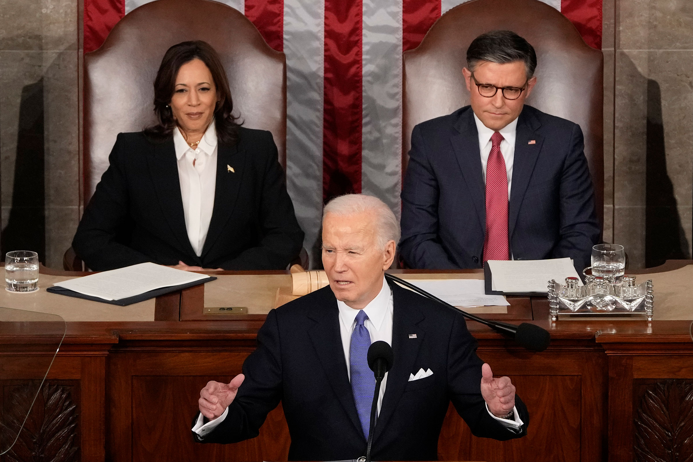 Biden forderte den US-Kongress auf, künstliche Intelligenz, die sich als Mensch ausgibt, zu verbieten Biden forderte den US-Kongress auf, künstliche Intelligenz, die sich als Mensch ausgibt, zu verbieten
