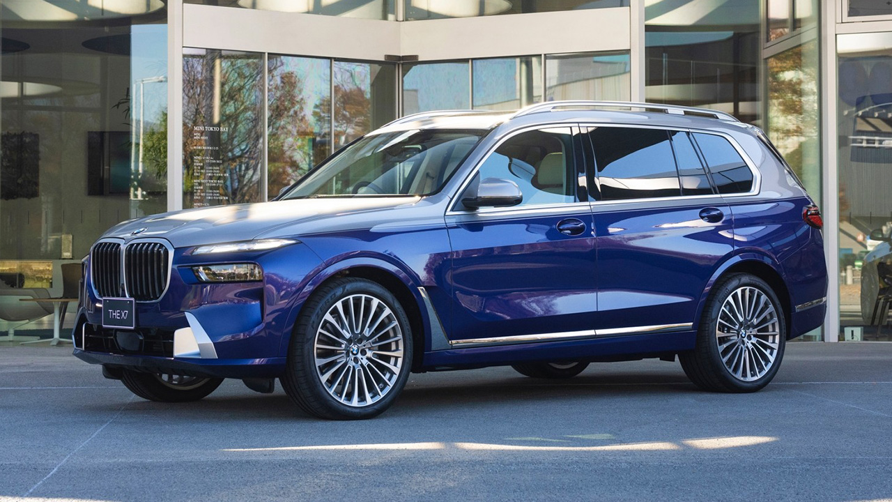 Ansicht des BMW X7 mit Crystal Light Scheinwerfern Ansicht des BMW X7 mit Crystal Light Scheinwerfern