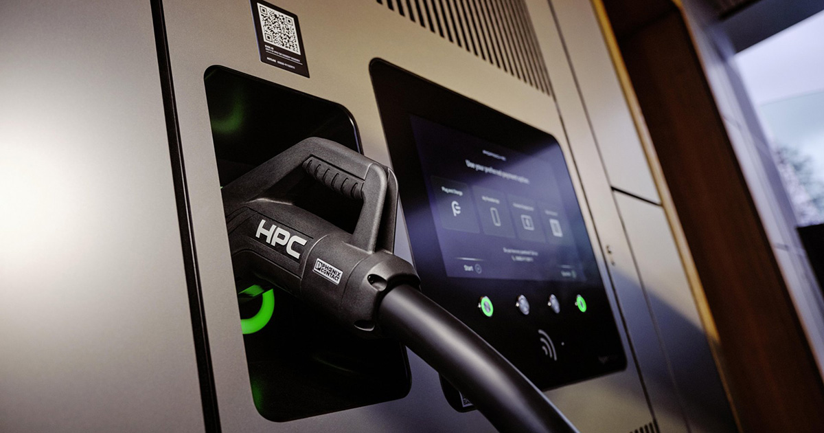 Innenraum der Porsche Charging Lounge
