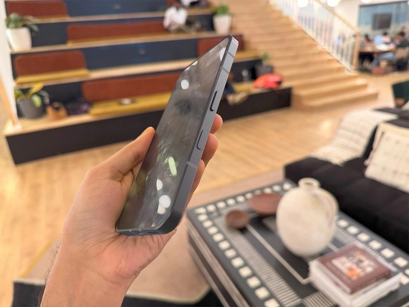 3D-Modell von Nothing Phone (3a) 3D-Modell von Nothing Phone (3a)