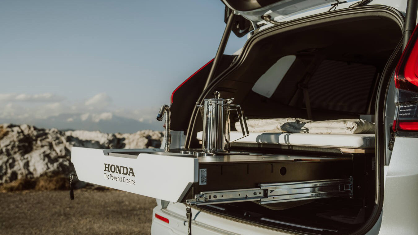 Schlafplatz im Honda CR-V Dream Pod