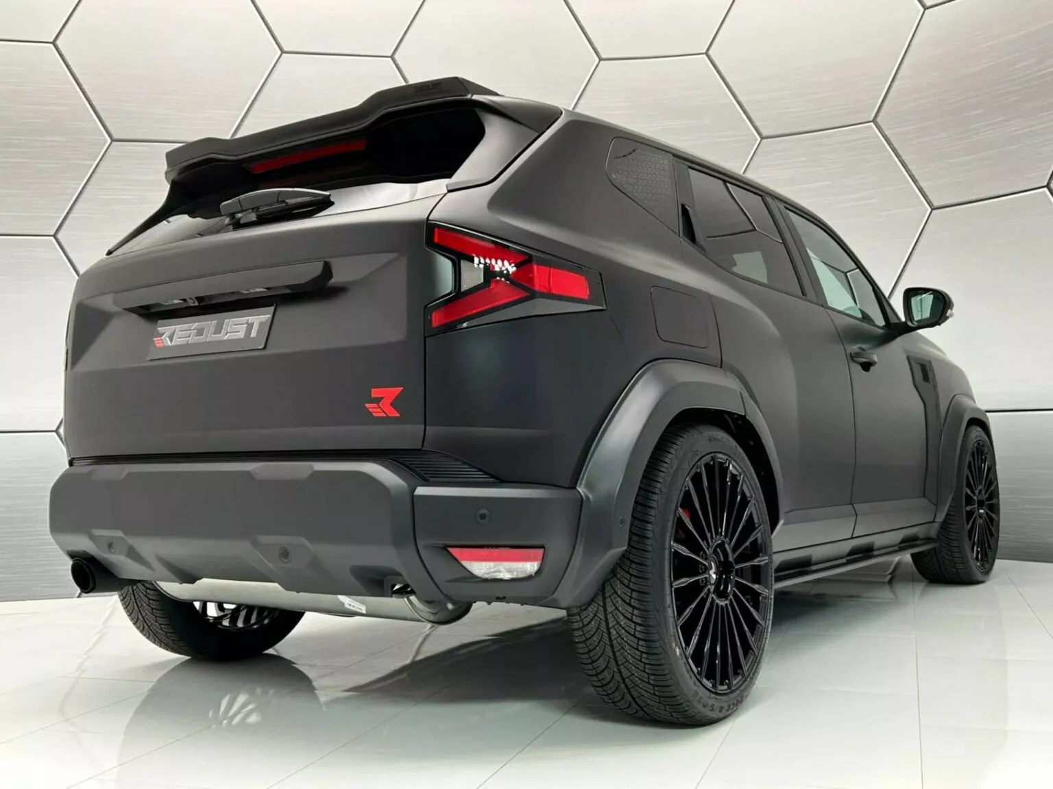 Dacia Duster RS - Vorderseite des Fahrzeugs