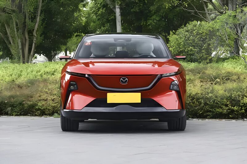 Mazda EZ-60 modernste Ausstattung