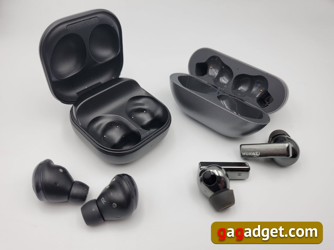 Samsung Galaxy Buds Pro vs. Huawei FeeBuds Pro. Vergleich der besten TWS-Kopfhörer des Jahres Samsung Galaxy Buds Pro vs. Huawei FeeBuds Pro. Vergleich der besten TWS-Kopfhörer des Jahres