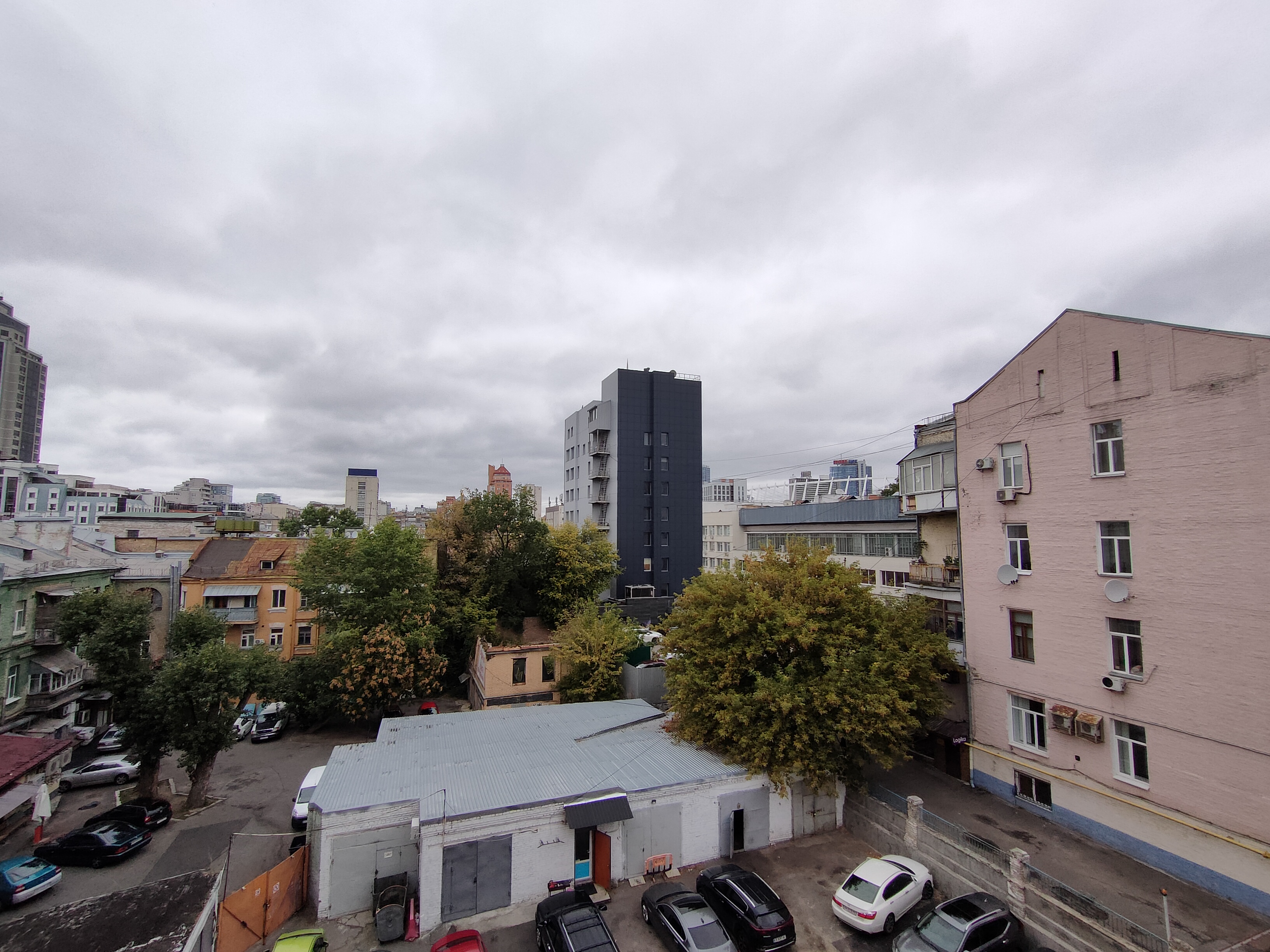 Realme GT Test: das günstigste Smartphone mit dem Flaggschiff-Prozessor Snapdragon 888-402 Realme GT Test: das günstigste Smartphone mit dem Flaggschiff-Prozessor Snapdragon 888-402