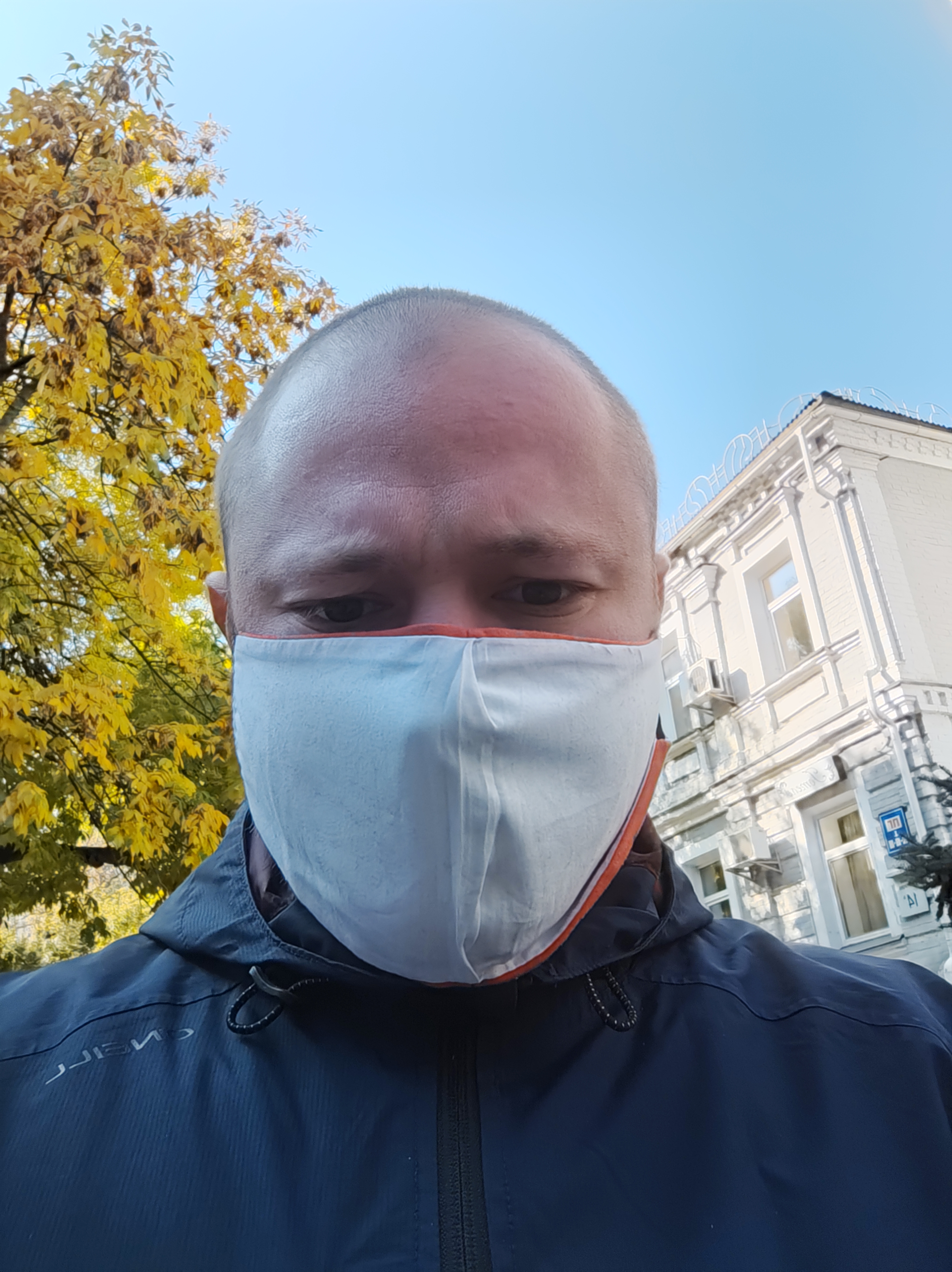Xiaomi MIX 4 mit eigenen Augen: eine Frontkamera unterhalb des Bildschirms, die man wirklich nicht sehen kann-6 Xiaomi MIX 4 mit eigenen Augen: eine Frontkamera unterhalb des Bildschirms, die man wirklich nicht sehen kann-6