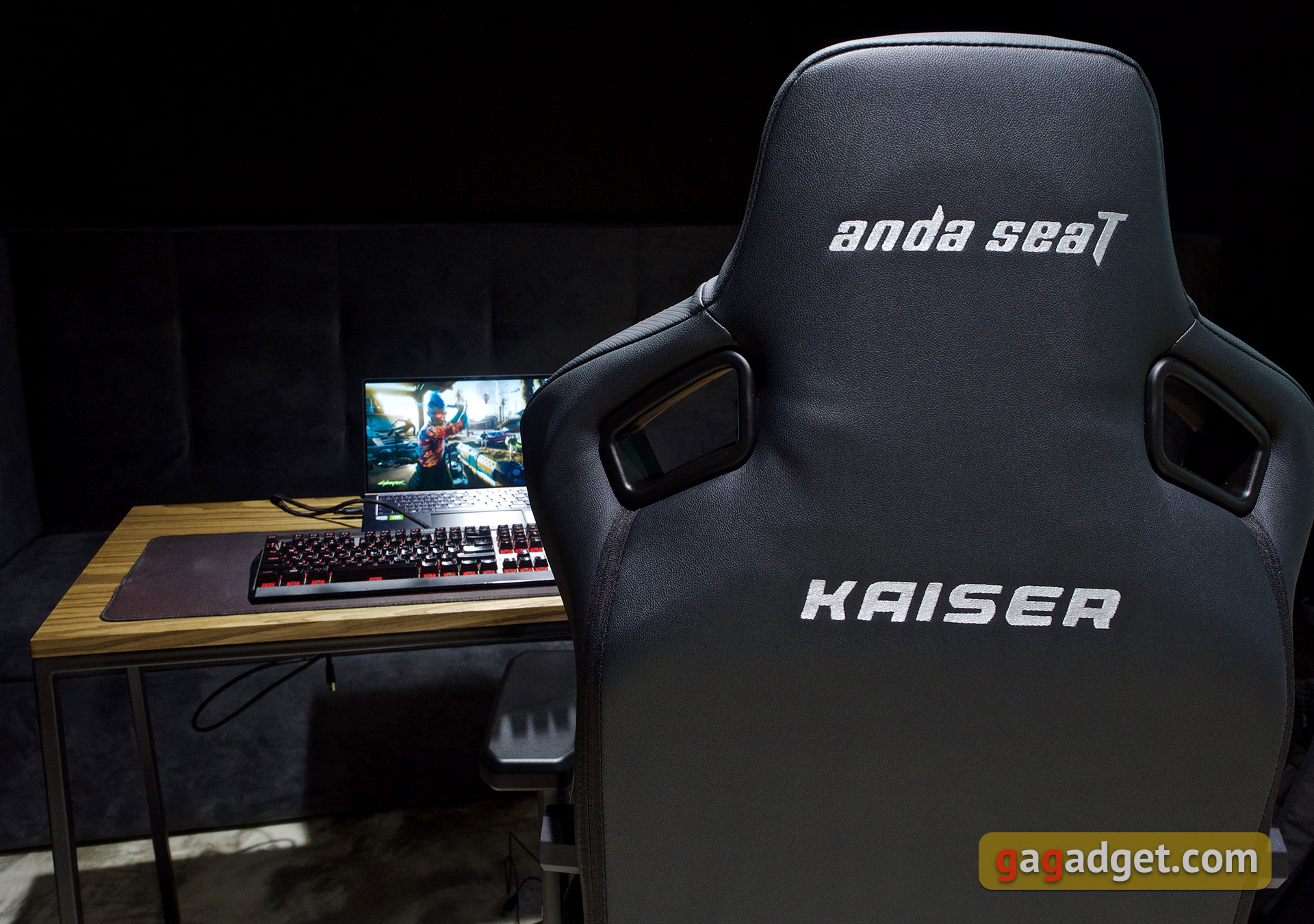 Thron zum Spielen: ein Test des Anda Seat Kaiser 3 XL-19