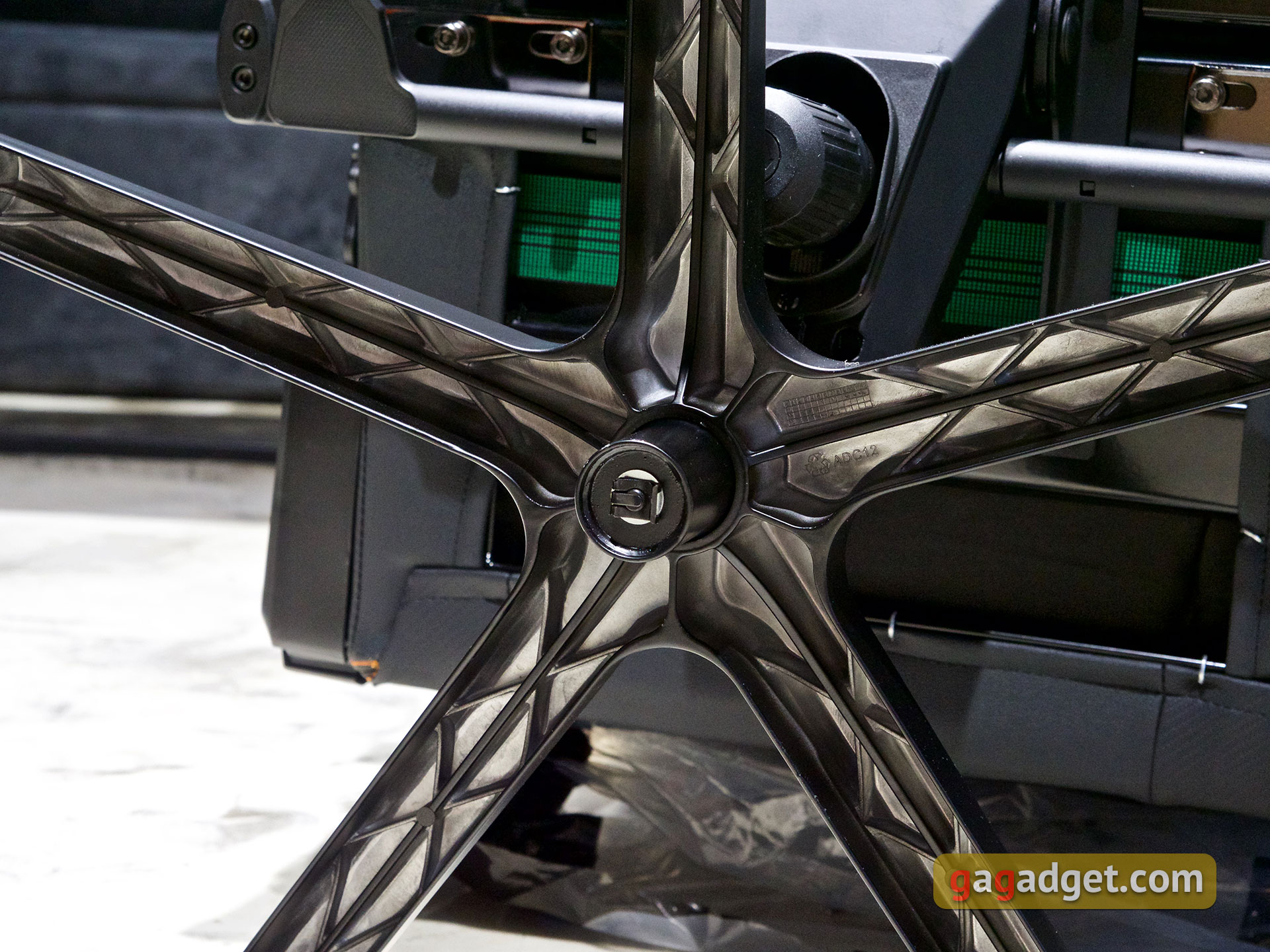 Thron zum Spielen: ein Test des Anda Seat Kaiser 3 XL-21
