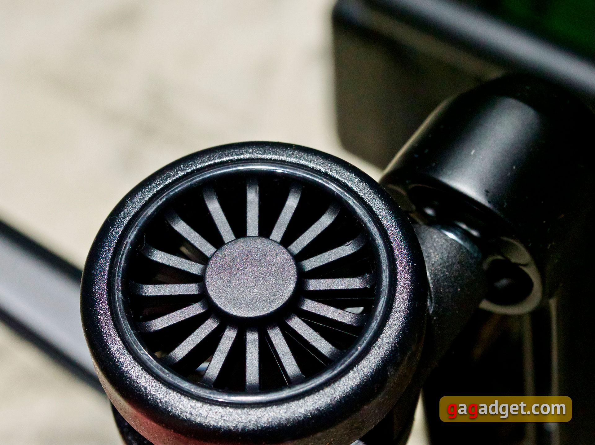 Thron zum Spielen: ein Test des Anda Seat Kaiser 3 XL-26