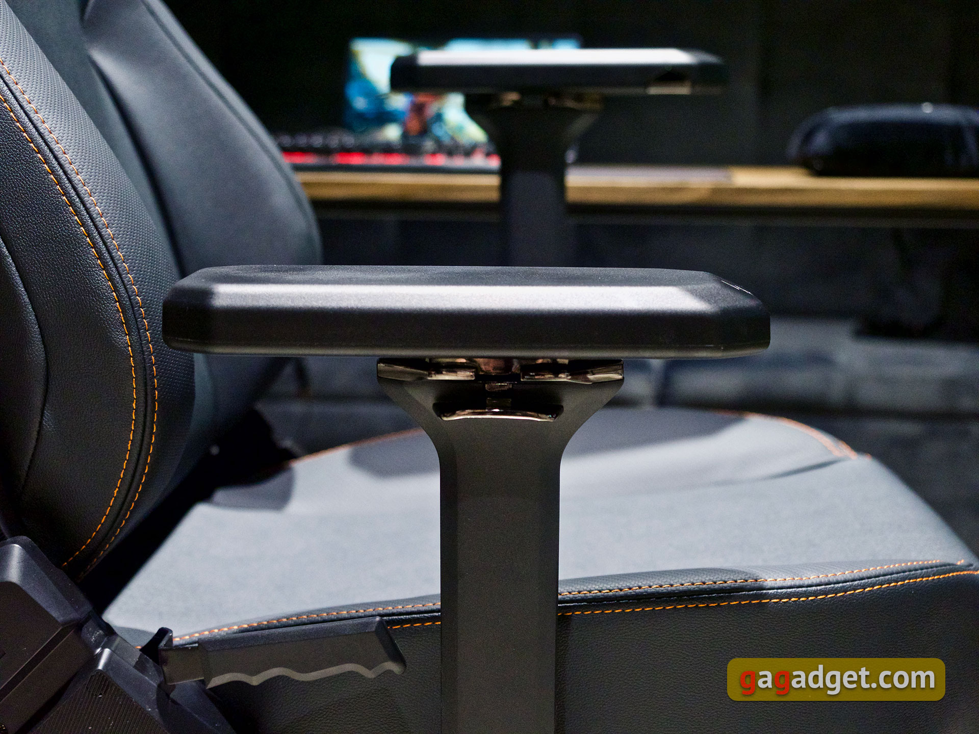 Thron zum Spielen: ein Test des Anda Seat Kaiser 3 XL-36