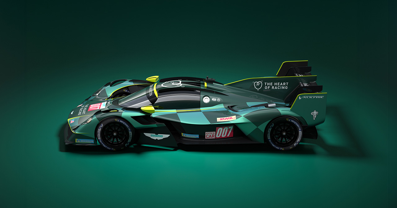 Aston Martin Valkyrie LMH auf der Rennstrecke. Aston Martin Valkyrie LMH auf der Rennstrecke.