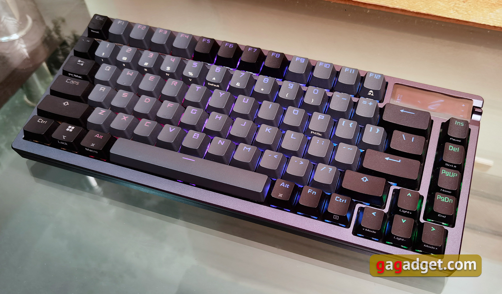 ASUS ROG Azoth im Test: eine kompromisslose mechanische Tastatur für Gamer, die man nicht erwarten würde-37