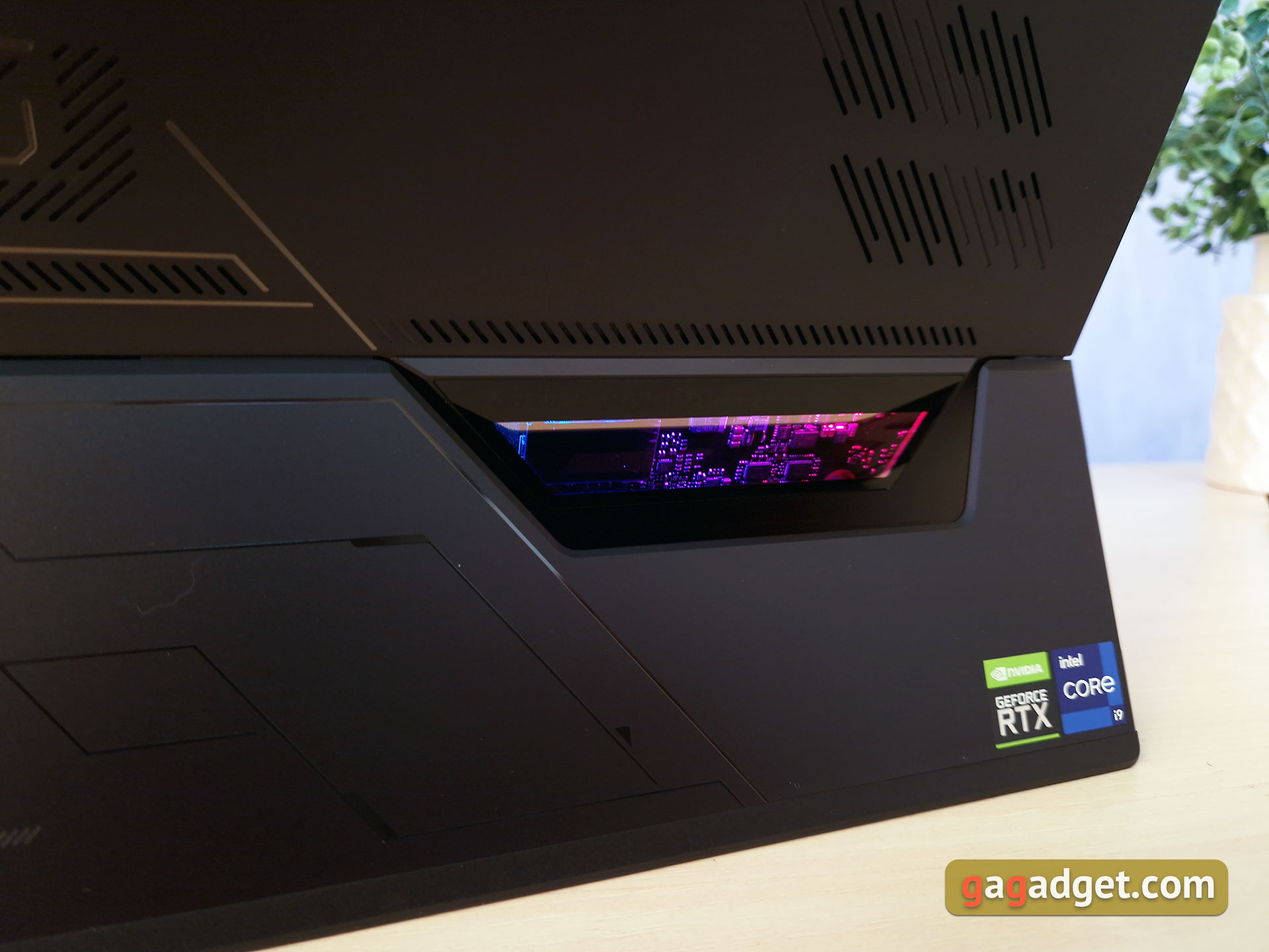 ASUS ROG Flow Z13 (2022) Test: Das leistungsstärkste Gaming-Tablet-26 ASUS ROG Flow Z13 (2022) Test: Das leistungsstärkste Gaming-Tablet-26