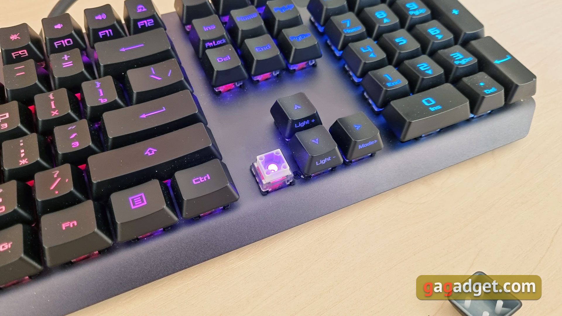 ASUS ROG Strix Scope RX Test: eine opto-mechanische Gaming-Tastatur mit Wasserschutz-21 ASUS ROG Strix Scope RX Test: eine opto-mechanische Gaming-Tastatur mit Wasserschutz-21