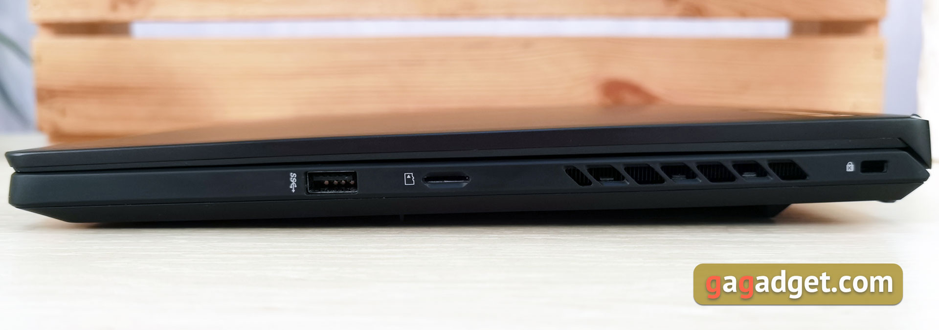 ASUS ROG Zephyrus M16 Test: Tötungskraft im 16-Zoll-Kaliber-9 ASUS ROG Zephyrus M16 Test: Tötungskraft im 16-Zoll-Kaliber-9