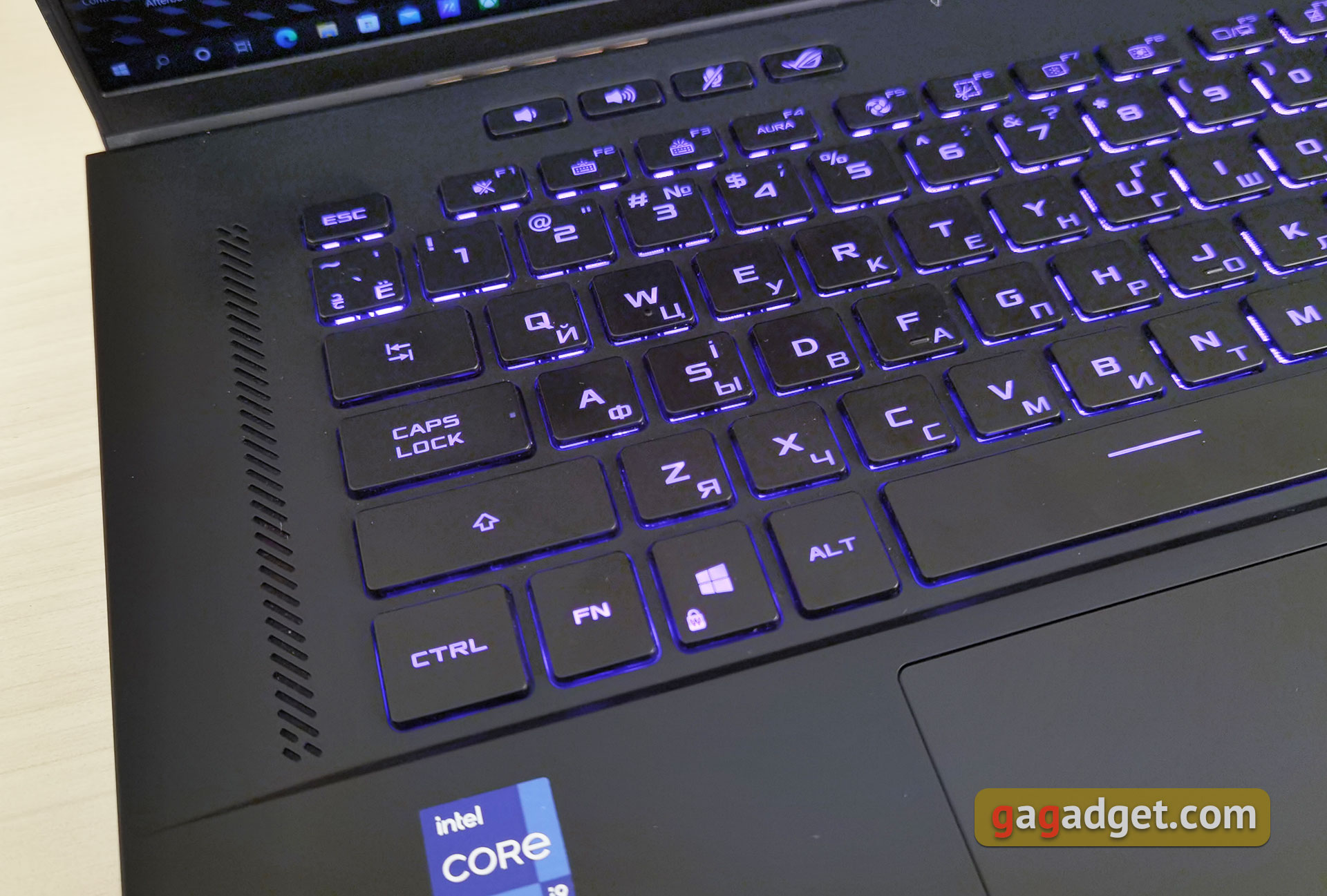ASUS ROG Zephyrus M16 Test: Tötungskraft im 16-Zoll-Kaliber-19 ASUS ROG Zephyrus M16 Test: Tötungskraft im 16-Zoll-Kaliber-19