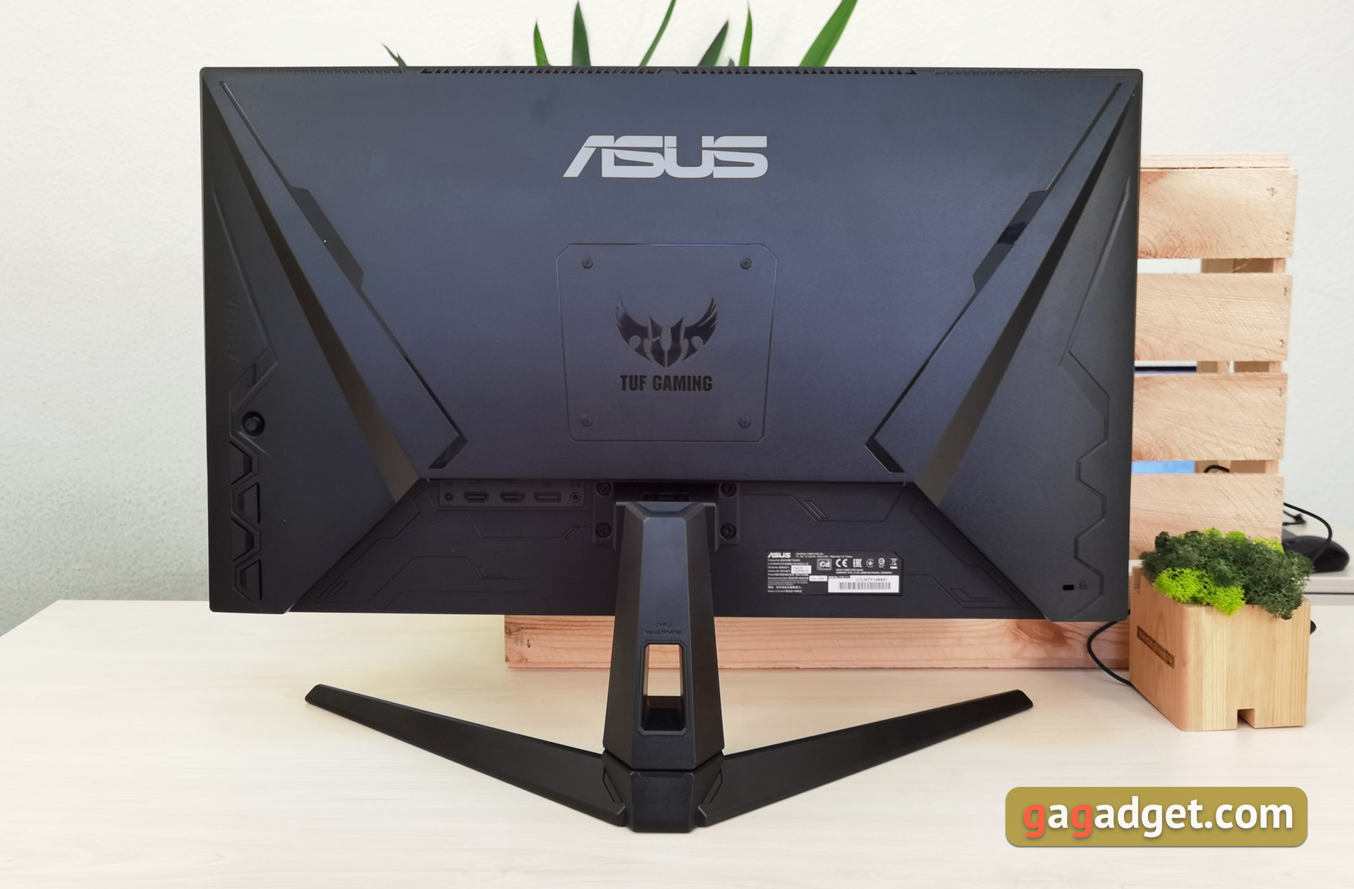 ASUS TUF Gaming VG279Q1A Test: 27" Gaming-Monitor mit IPS-Panel und 165 Hz Bildwiederholrate-11 ASUS TUF Gaming VG279Q1A Test: 27" Gaming-Monitor mit IPS-Panel und 165 Hz Bildwiederholrate-11