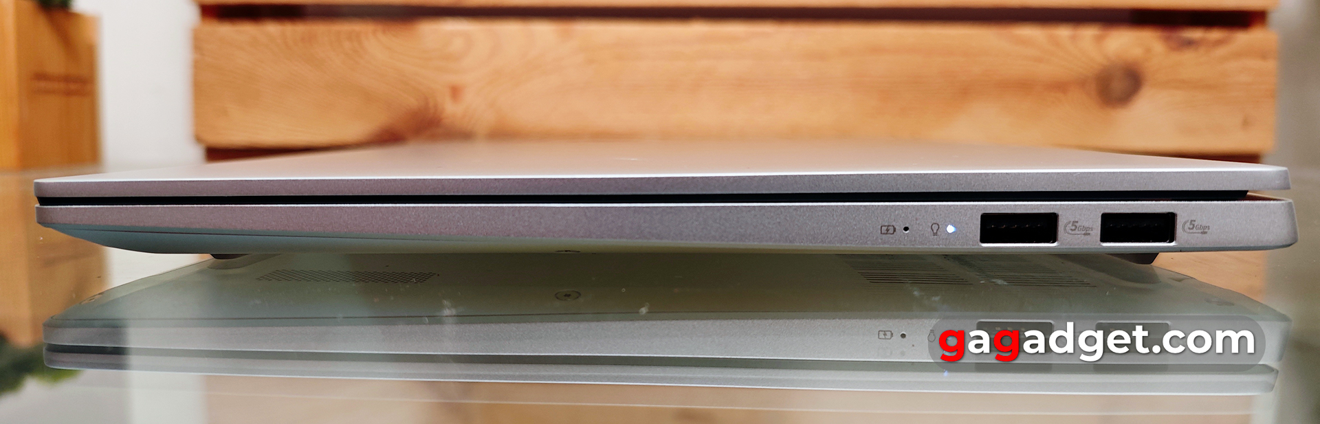 ASUS Vivobook S 15 Overview: Design ASUS Vivobook S 15 Overview: Design