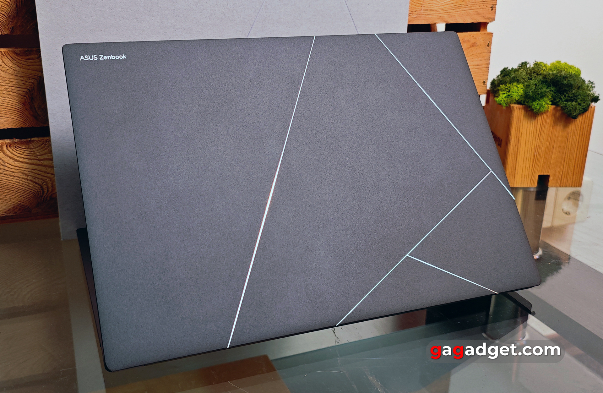 Огляд ASUS Zenbook S 14 Огляд ASUS Zenbook S 14