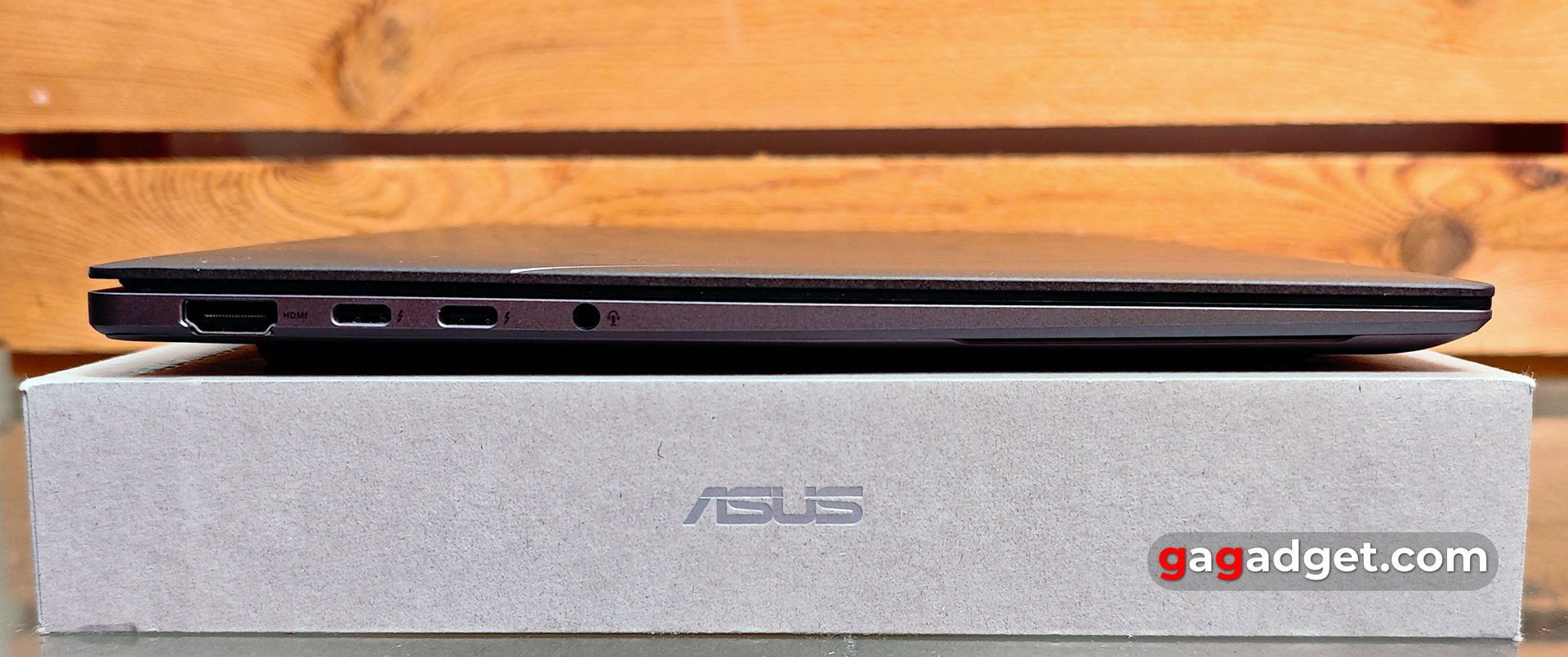 Огляд ASUS Zenbook S 14 Огляд ASUS Zenbook S 14